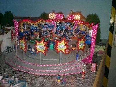 Une première photo de mon Break dance avec l'ensemble des illuminations "made by Grinch". A suivre...