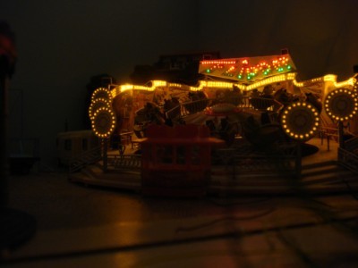 Mise en place de nouvelles illuminations. Merci Grinch