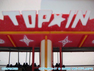 zoom sur le logo "top-in"...