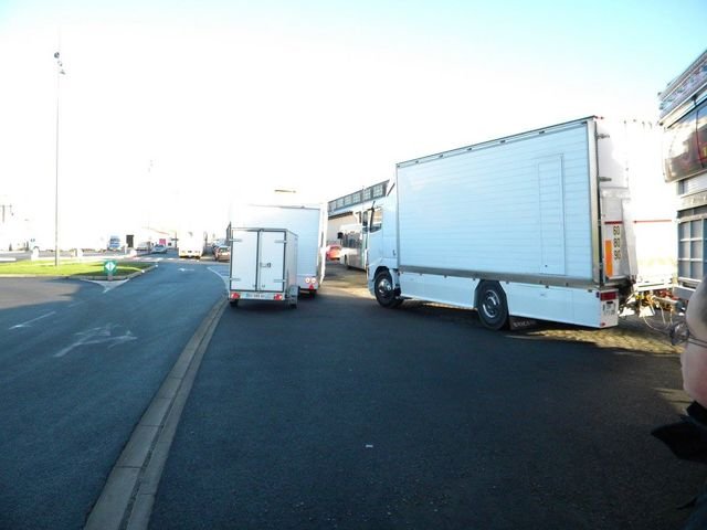 12363189_663172813824636_3149669949776674000_o [640x480].jpg