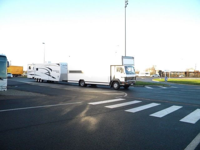 12356684_663167887158462_7726488729531893792_o [640x480].jpg