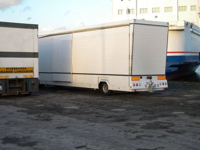 12314562_663179363823981_6169893190561546097_o [640x480].jpg