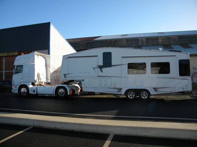 12314281_663176007157650_6326020651896696354_o [640x480].jpg