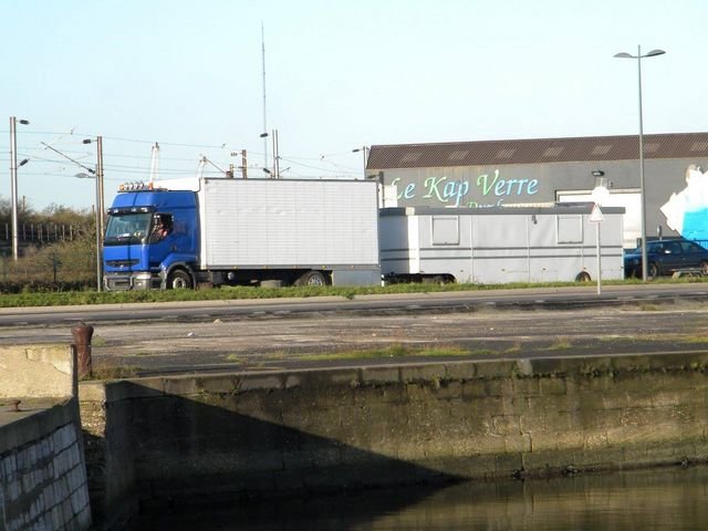 12314232_663168980491686_2731419999159000222_o [640x480].jpg