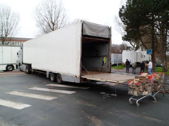 12377925_966121720112112_2611670930593961773_o [640x480].jpg