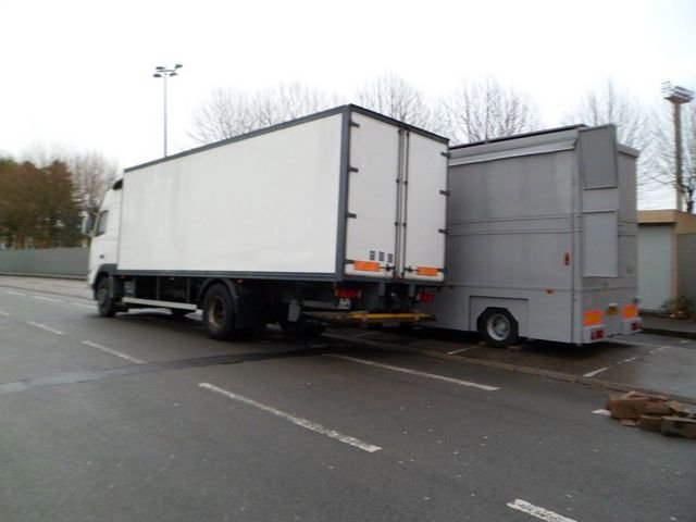 12371089_966121623445455_5414325066057442108_o [640x480].jpg