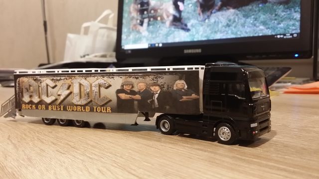 20191002_193644 [640x480].jpg